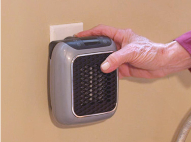 Plugging in Handy Heater® Turbo Heat